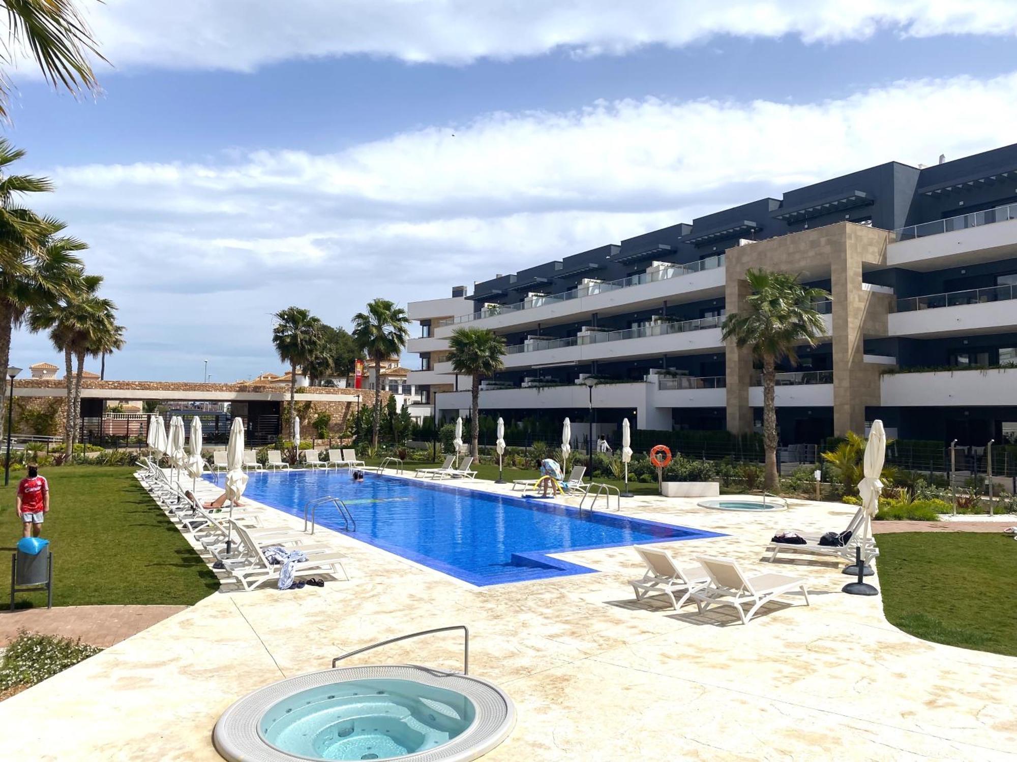 Lujoso Atico En Flamenca Village Alicante Zewnętrze zdjęcie