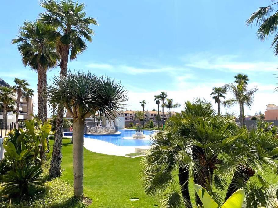 Lujoso Atico En Flamenca Village Alicante Zewnętrze zdjęcie